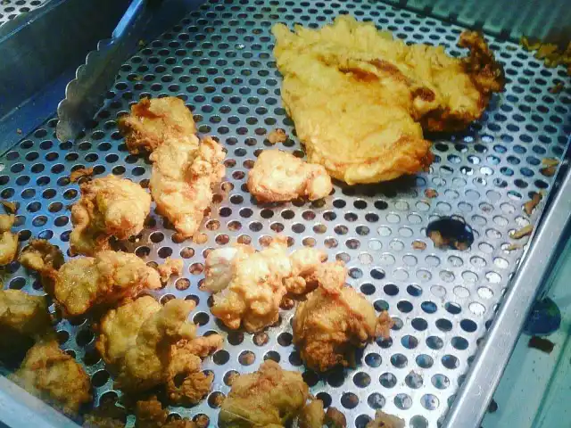 J&G Fried Chicken Food Photo 5