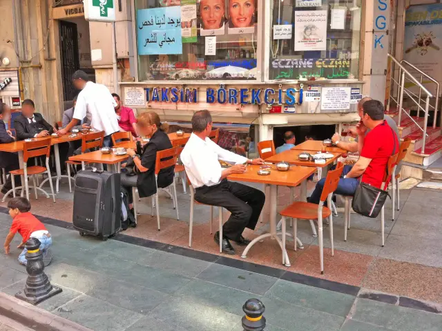 Taksim Börekçisi'nin yemek ve ambiyans fotoğrafları 7