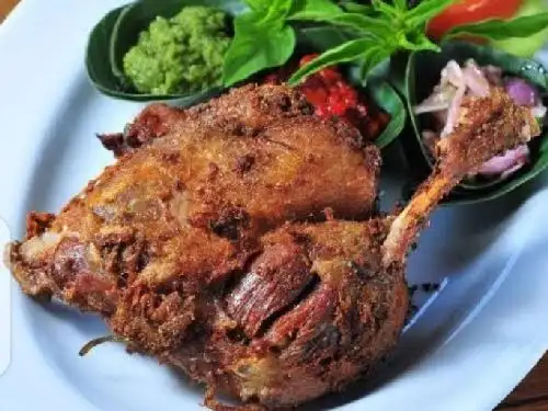 Bebek Goreng Lakarsae Jln Semarang 128