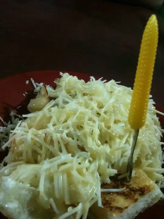 Pisang Panggang Keju dan Roti Bakar Pak Kumis