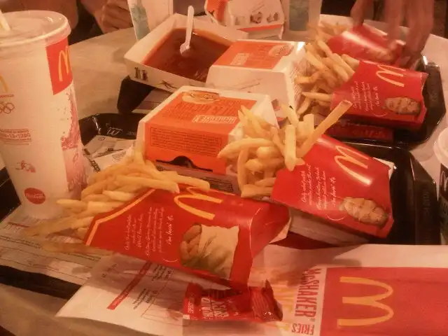 McDonald's & McCafe' Food Photo 4