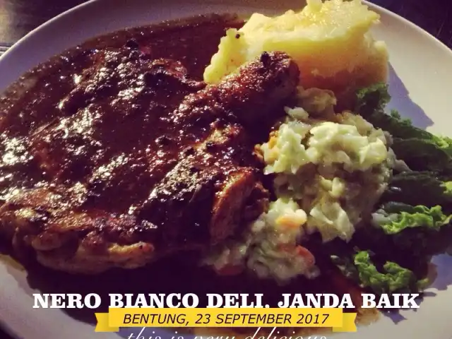 Nero Bianco Deli, Janda Baik Food Photo 16