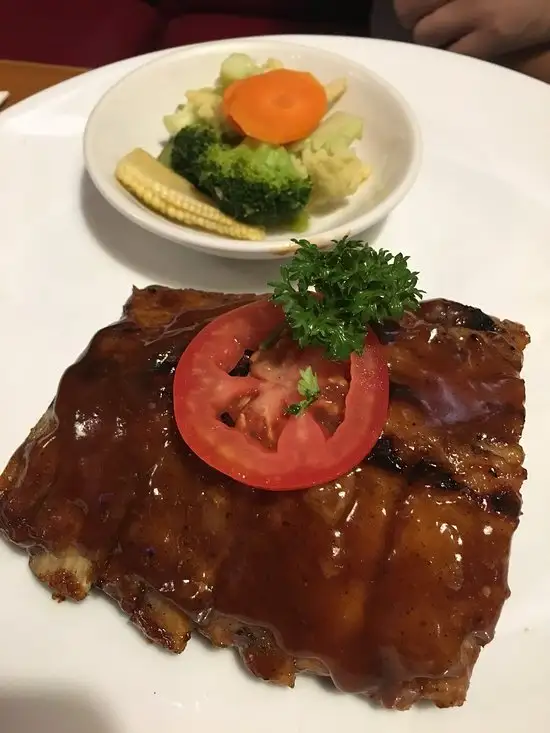 Gambar Makanan Smokey Ribs 2