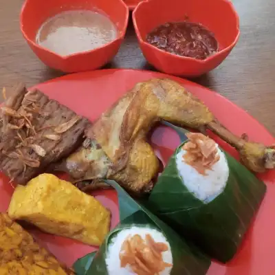 Waroeng Nasi Uduk Jakarta