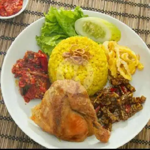 Gambar Makanan Nasi Kuning, Tahu Walik, dan Sempol Bu Agus, Sorowajan 20