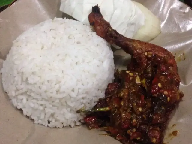 Gambar Makanan Ayam Penyet Pondok Labu 6