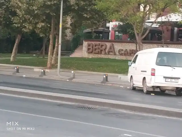 Bera Cafe & Patisserie'nin yemek ve ambiyans fotoğrafları 3