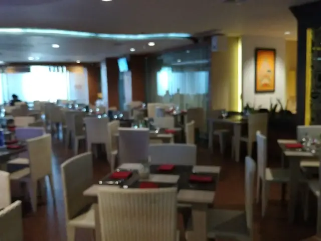 Gambar Makanan Kafe Anjani - Hotel Santika 3