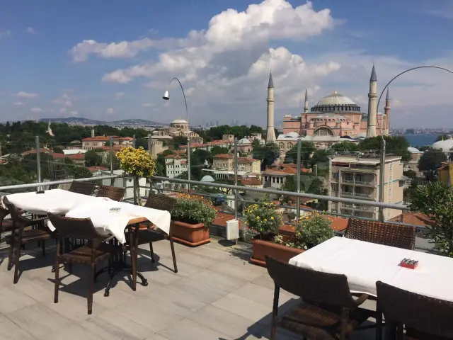 Panoramic Restaurant - Adamar Hotel'nin yemek ve ambiyans fotoğrafları 7