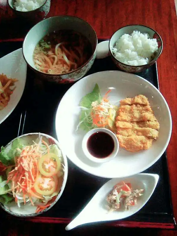 Azabu Sushi & Teppanyaki Food Photo 15