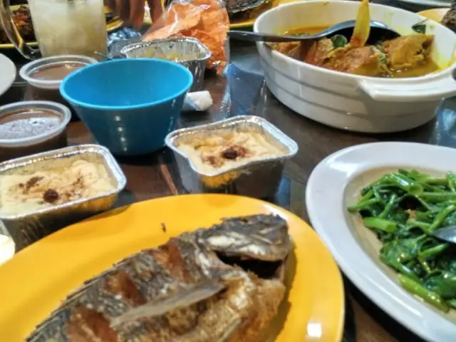 Gambar Makanan Bambuden Sario Seafood Restaurant 5