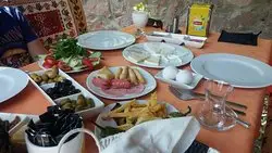 Yaren's Sakli Bahce'nin yemek ve ambiyans fotoğrafları 2