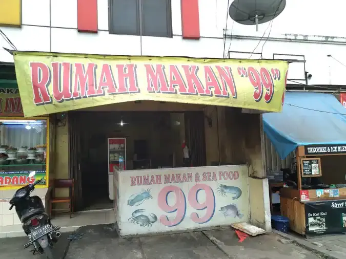 Rumah Makan & Seafood 99