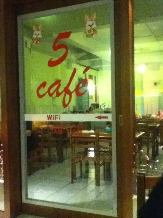 5 Cafe Food Photo 1