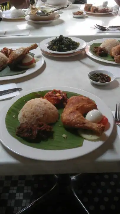 Madam Kwan's Food Photo 2