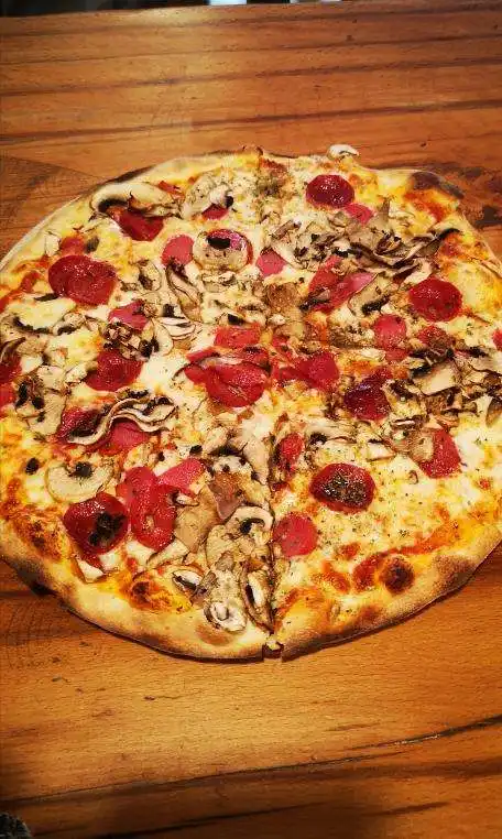 Fornello Pizza'nin yemek ve ambiyans fotoğrafları 22