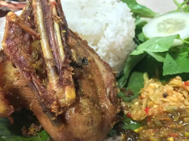 Gambar Makanan Bebek Goreng Harissa 14