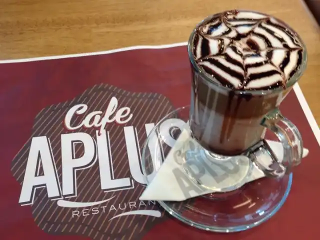 Cafe APLUS