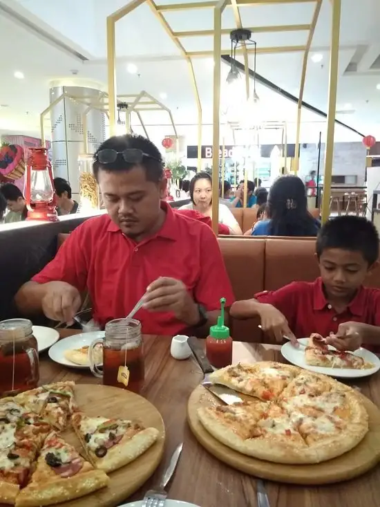 Gambar Makanan Papa Ron's Pizza - Marvell City 4