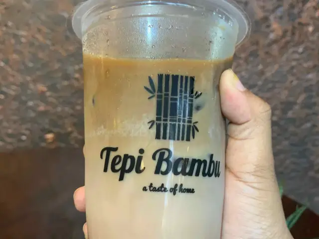 Gambar Makanan Tepi Bambu 3