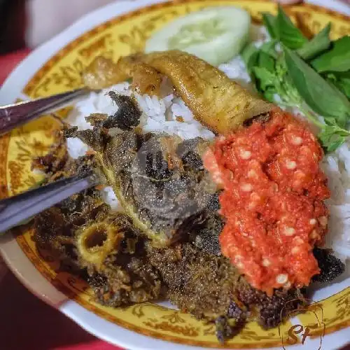 Gambar Makanan Warung D Kampoeng 8