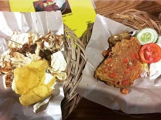 Gambar Makanan Ayam Gepuk Sambal Bawang Pak Gembus 9