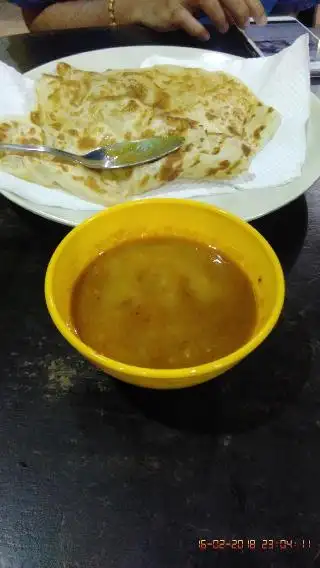 Roti Canai Kari Tulang