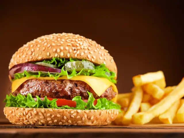 4 Bros Burger'nin yemek ve ambiyans fotoğrafları 1
