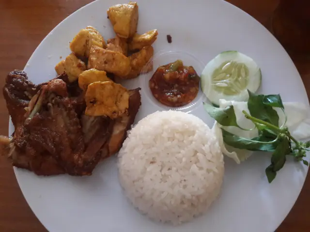 Gambar Makanan Ayam Geprek 9