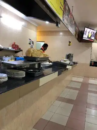 Restoran Nasi Kandar Dan Kari Kepala Ikan