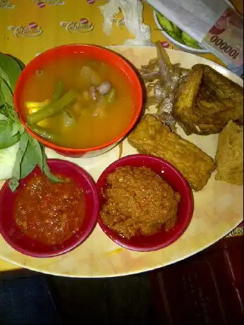 Gambar Makanan Warung Abah Bandung 9