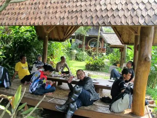 Gambar Makanan Nasi Liwet Pak Asep Strawberry 3 13