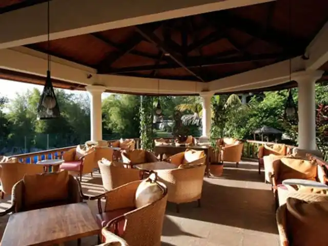 Gambar Makanan Pool Side Lounge - Novus Giri Resort and Spa 6