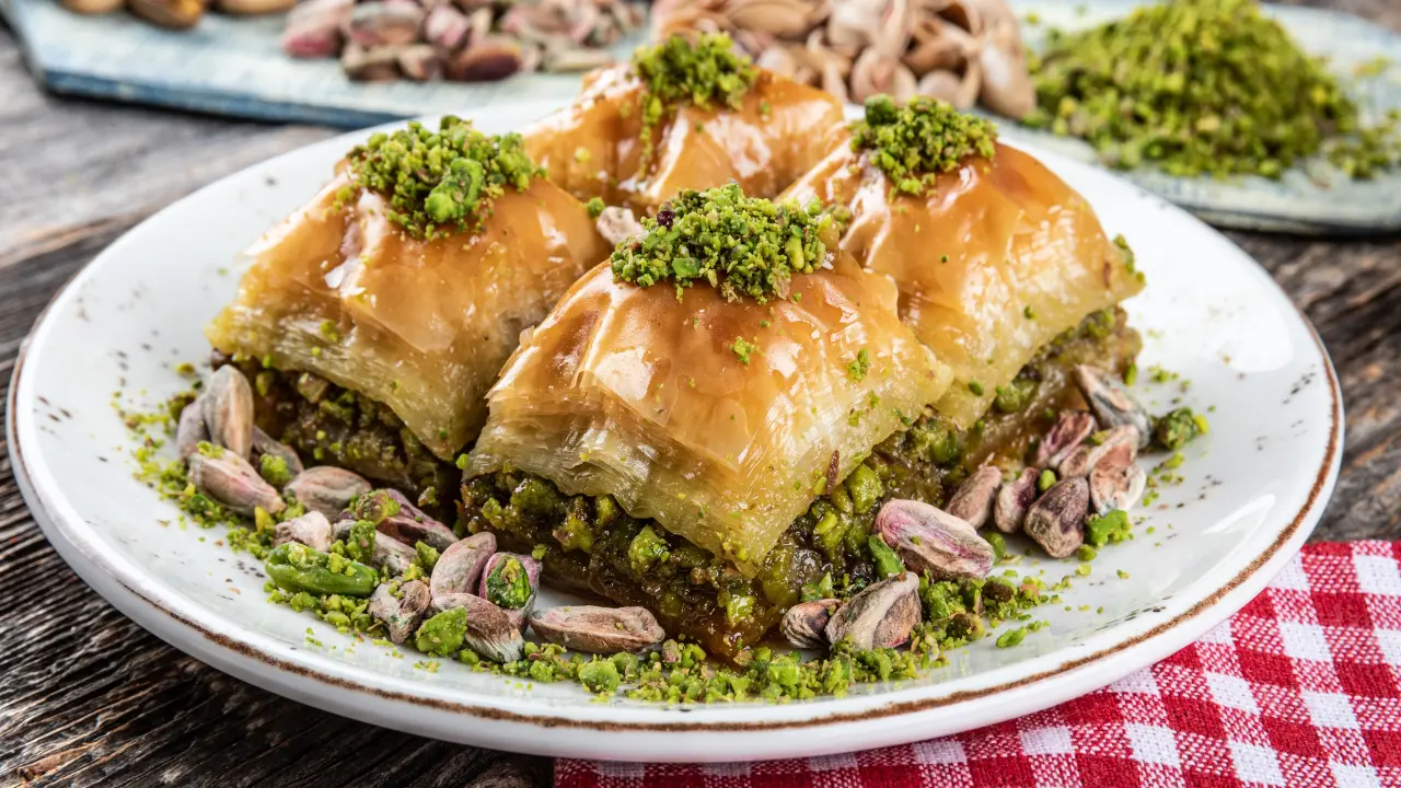 Urfa Yörem Baklavaları