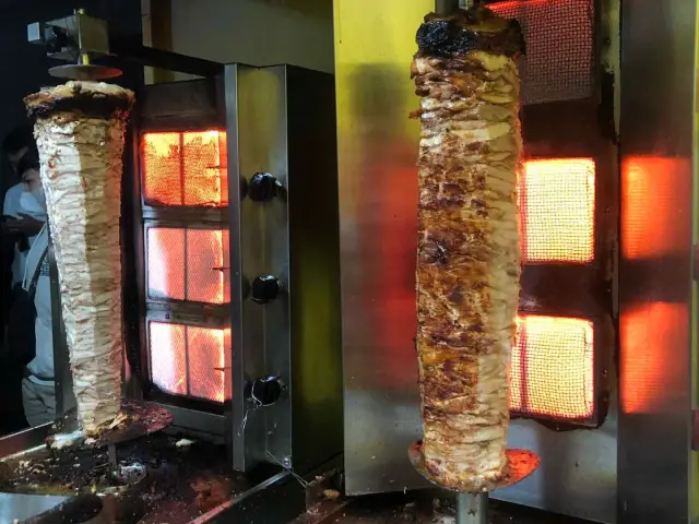 Gambar Makanan Shawarma & Kebab Asli Khas Timur Tengah 3