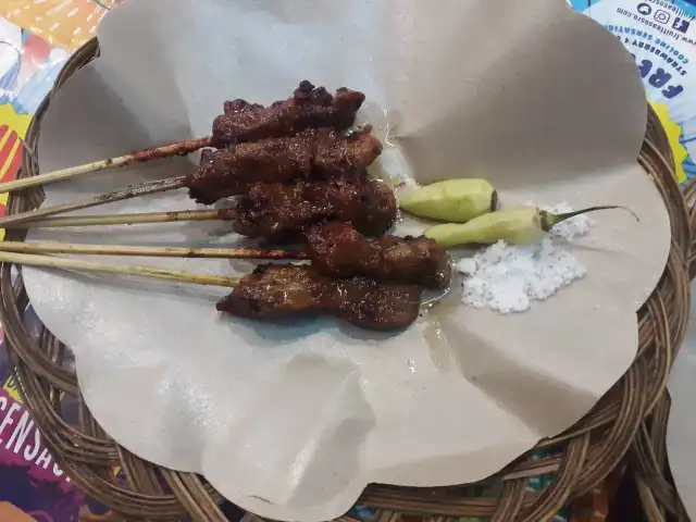 Gambar Makanan Sate Babi Bawah Pohon 13