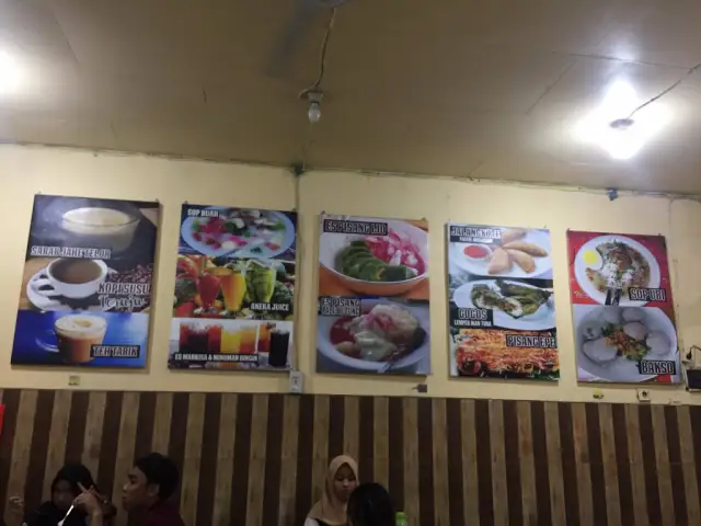 Gambar Makanan Coto Makasar Daeng Rudi 4