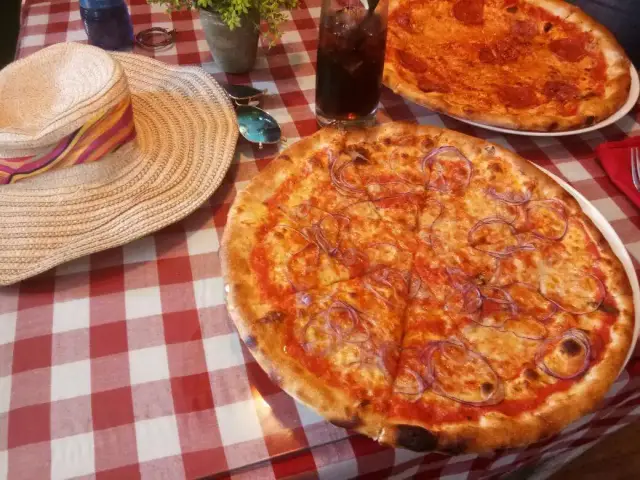 Gambar Makanan Pizzeria Italia 14