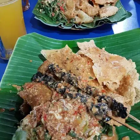 Gambar Makanan Nasi Pecel Mbok Sador 10