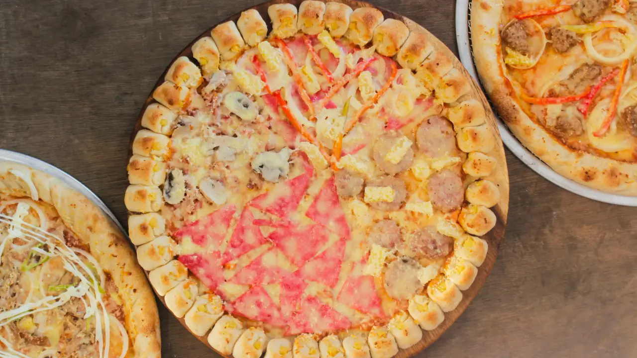 Fat's Pizza - Manapat Street