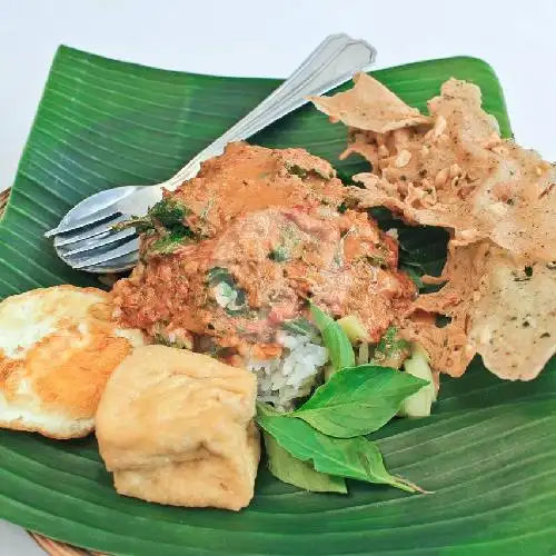Gambar Makanan Lontong Sayur Dine-In Cahaya, Pulosari 1 6