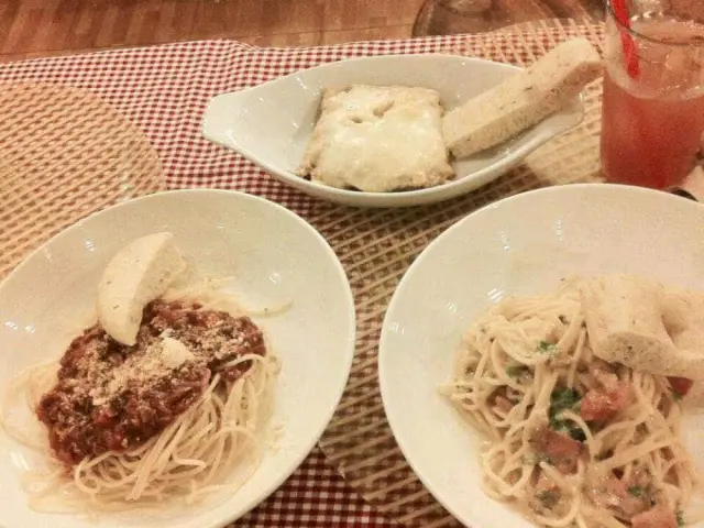 Pasta Plate Food Photo 4
