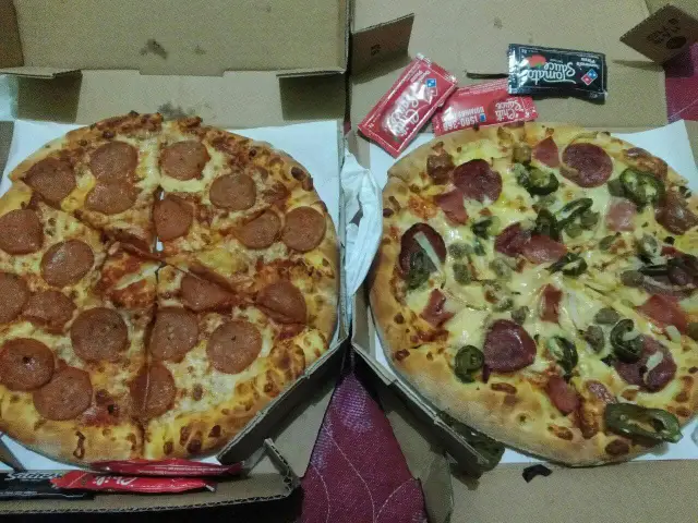 Gambar Makanan Domino's Pizza 15