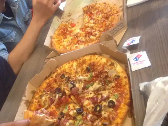 Domino's Pizza Food Photo 4