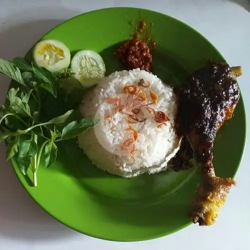 Gambar Makanan Nasi Bebek Suramadu Iqbal, Letjen Sarbini 10