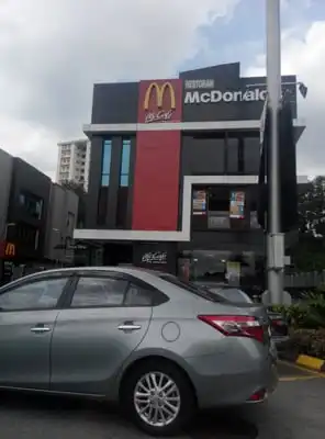 McDonald&apos;s &amp; McCafe