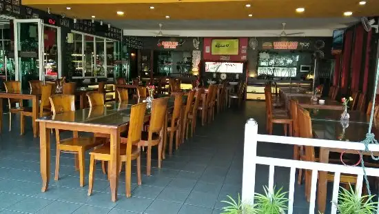 Noy Restoran Kampong Danga
