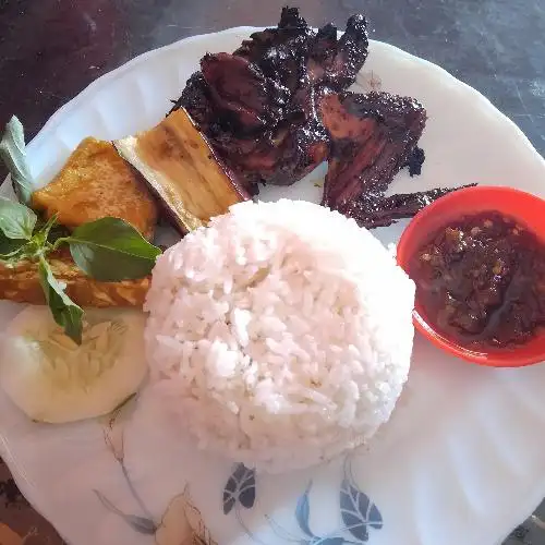 Gambar Makanan Ayam Bakar Mbak Yuli, Gg,Tj Sungai Pinang Luar 1