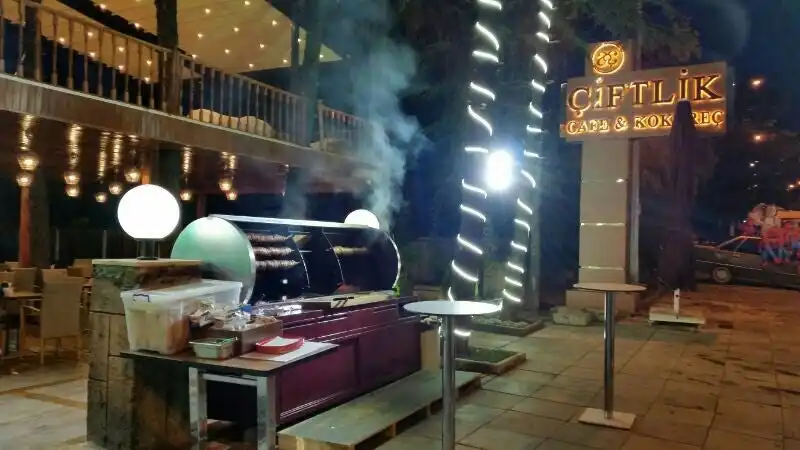 Çiftlik Cafe & Kokoreç'nin yemek ve ambiyans fotoğrafları 11