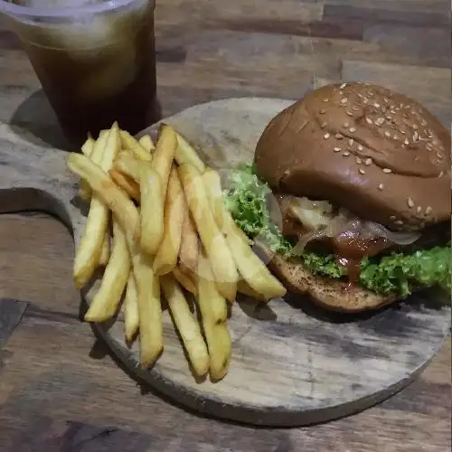 Gambar Makanan Momo Burger, Setia Luhur 17